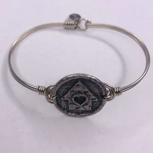 L&D Luca Dani House Bracelet Embrace the Journey Heart Silver Tone Bangle
